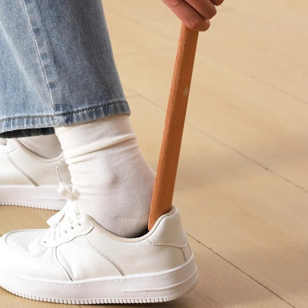 Creative 30/55cm Magnetic Shoehorn Wooden Handle Flexible Lazy Shoe Horn No-Bend Long Shoe Lifter for Elderly, Pregnant Women