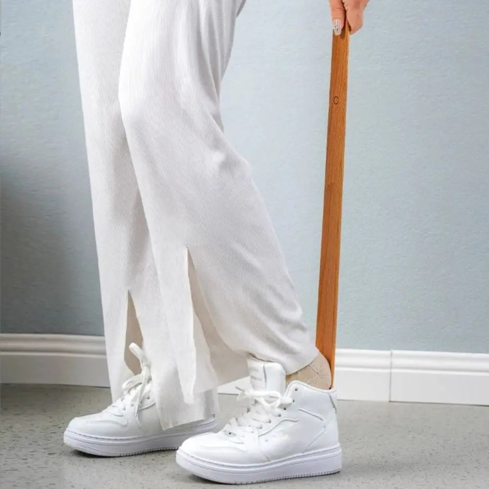 Creative 30/55cm Magnetic Shoehorn Wooden Handle Flexible Lazy Shoe Horn No-Bend Long Shoe Lifter for Elderly, Pregnant Women